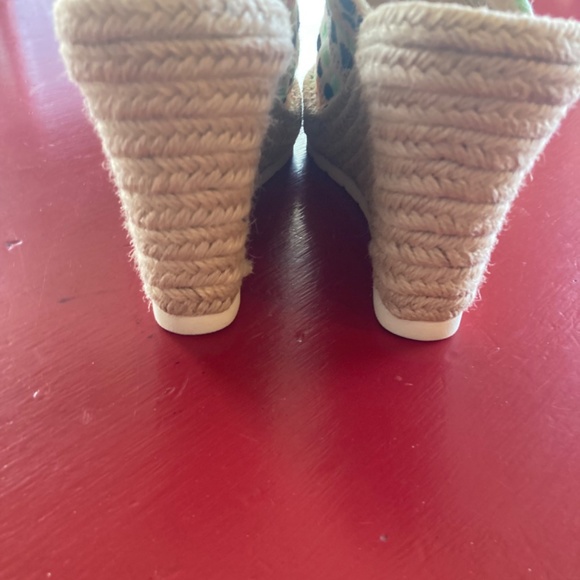 TOMS - Picture 5 of 5